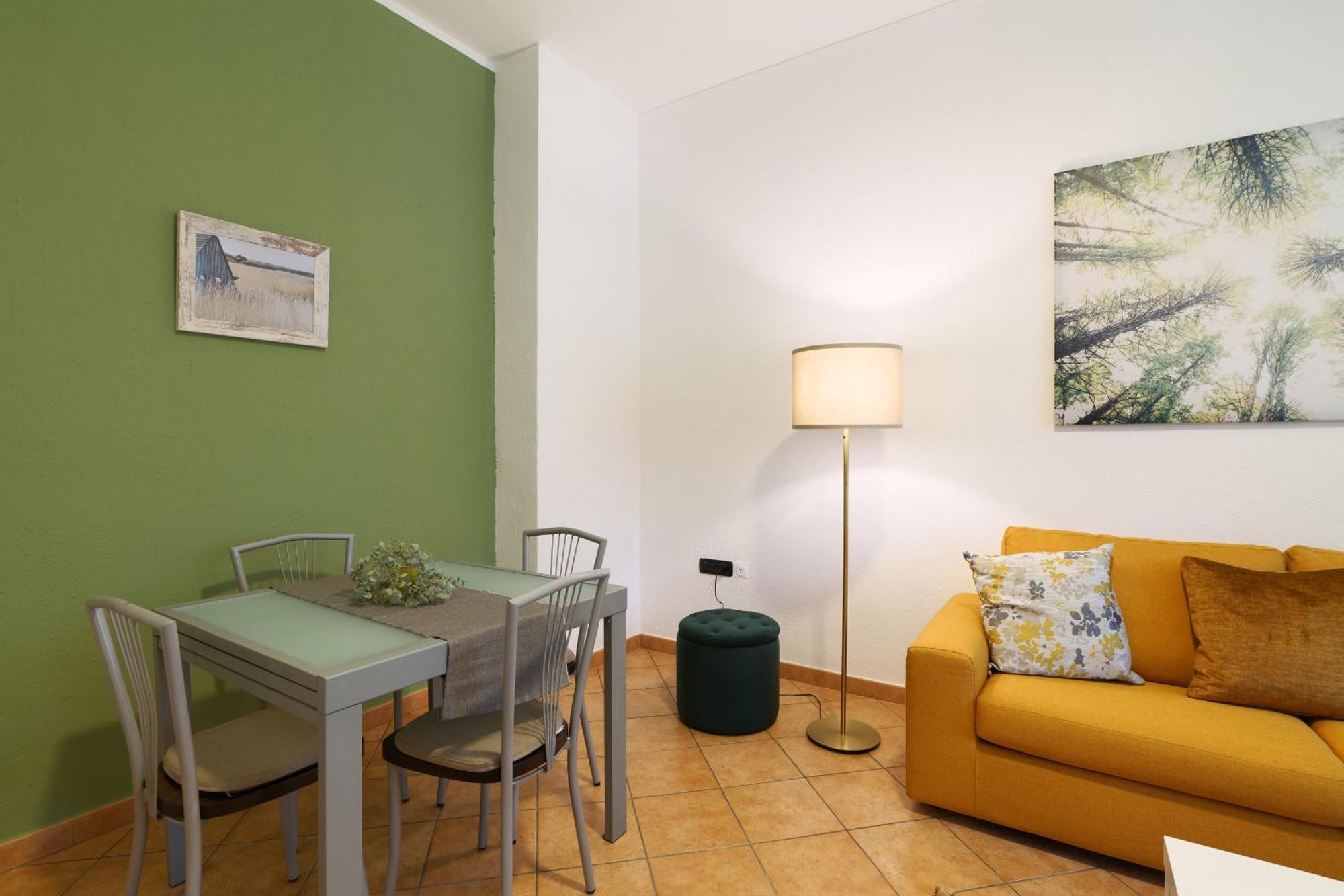 Apartamento Primopiano - Venezuela Milán Exterior foto